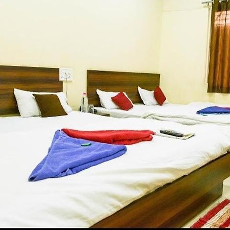 Hotel Bholenath Ujjain Extérieur photo